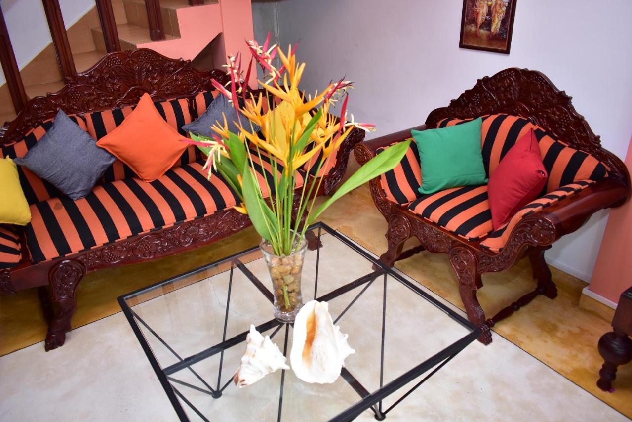Villa Aroshina With Cooking Class Галле Экстерьер фото